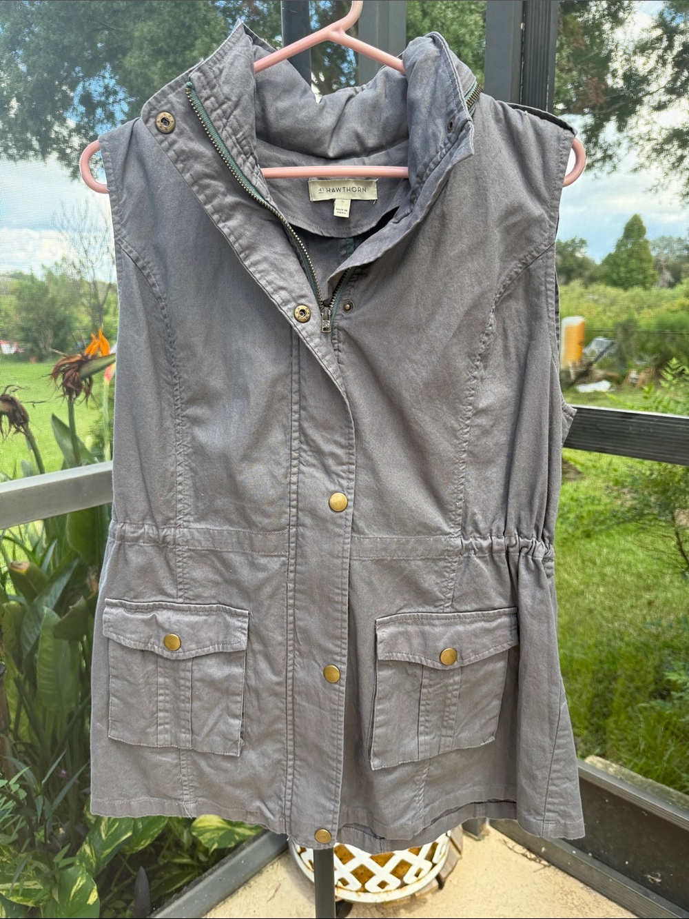 41 Hawthorn Gray hooded Sleeveless Utility Vest with Snap Pockets